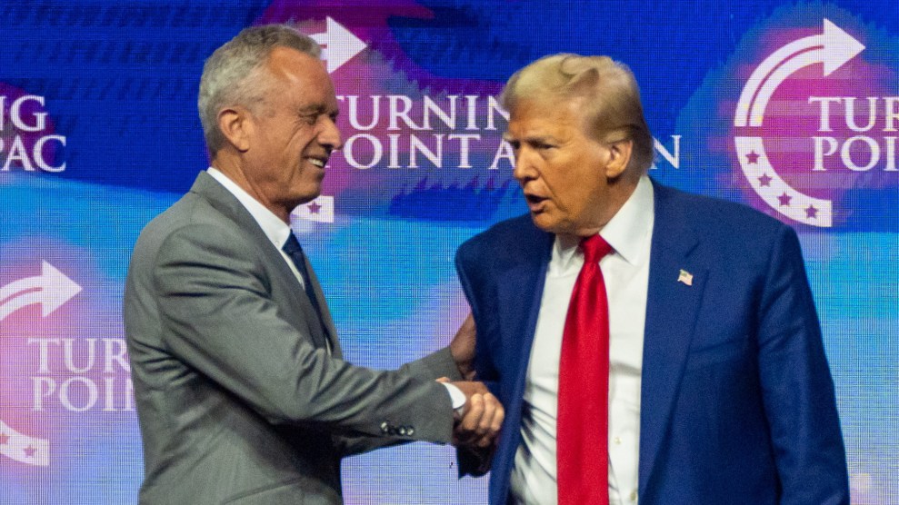 Robert Kennedy Jr. shaking hands with Donald Trump.