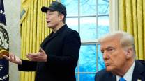 Elon Musk and Donald Trump in the oval office